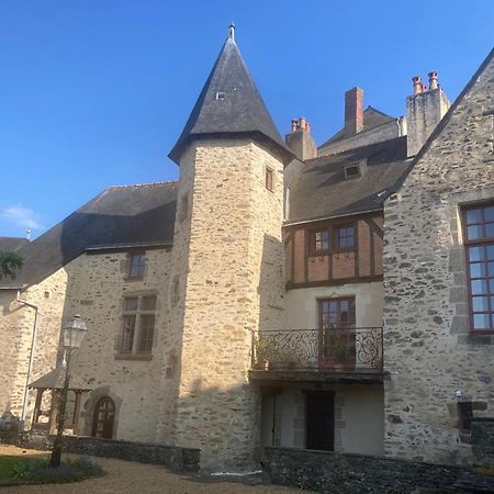 Le Logis Du Vassal Bed and Breakfast Laval  Eksteriør billede